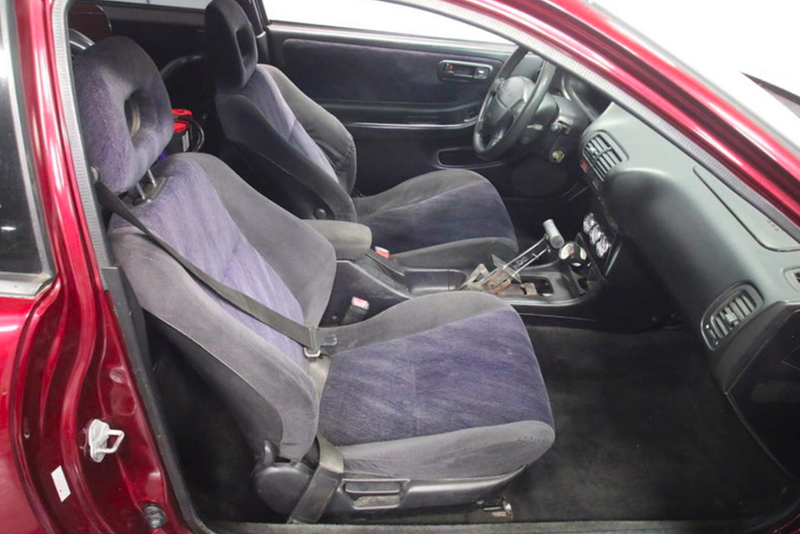 Illustration for article titled This Mid-Engine 8.2-Liter V8 1999 Acura Integra Sleeper Is Almost Undrivable